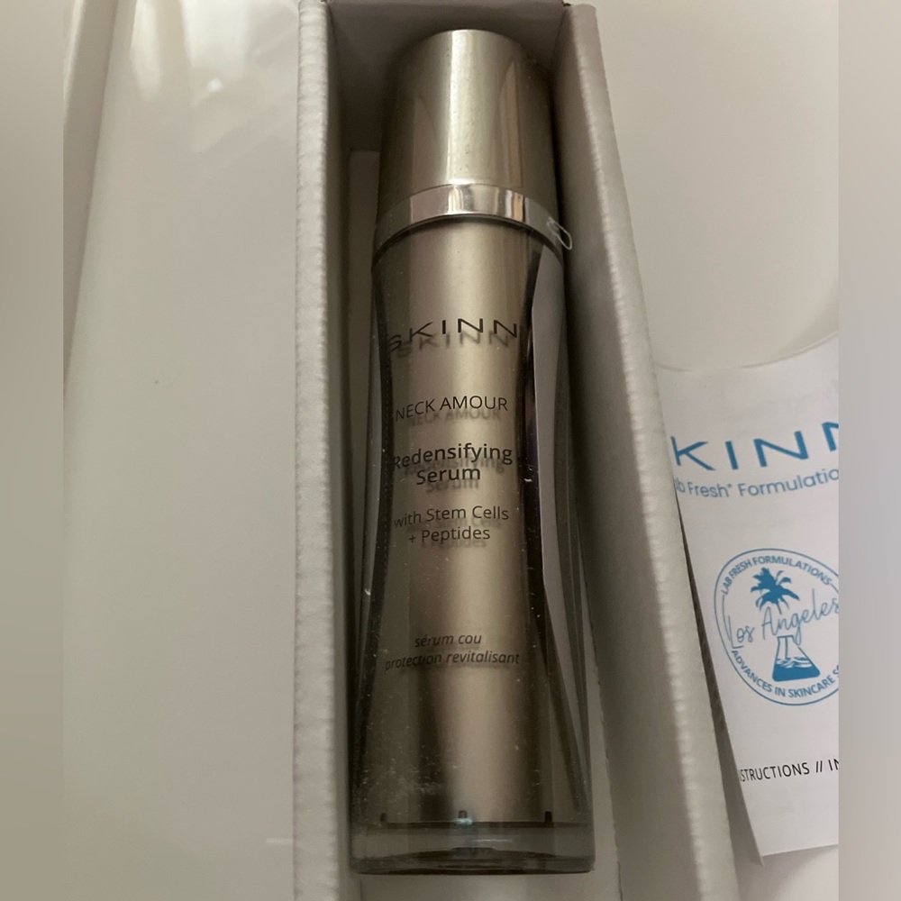SKINN Silver Neck Amour Serum 1.7 Fl Oz
